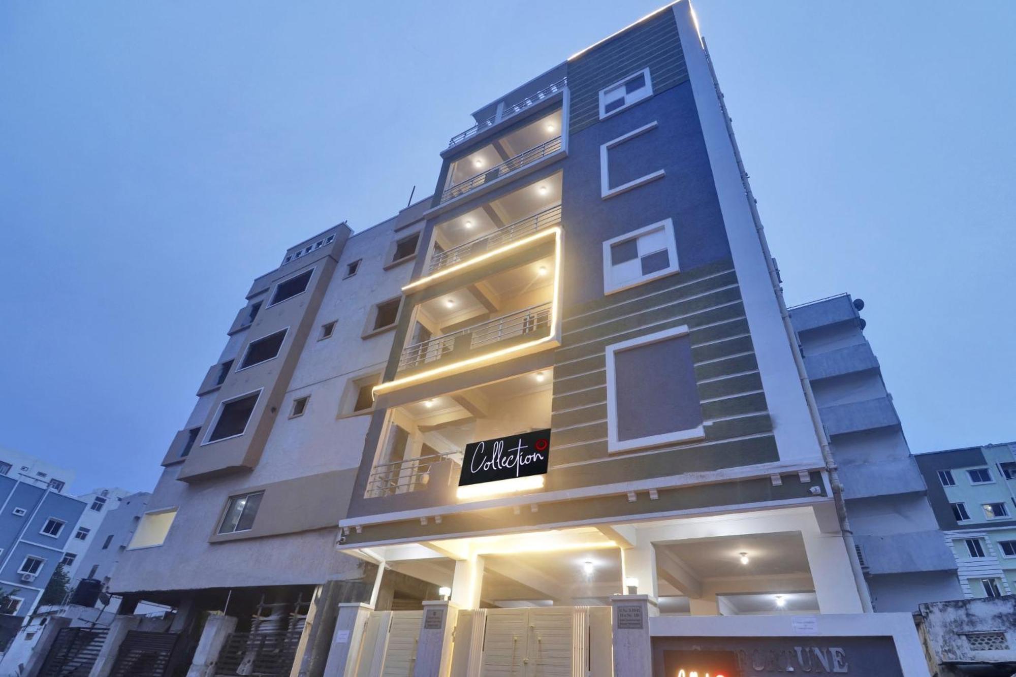 Super Townhouse Rcc Blizz Hotel Kondapur  Exterior photo